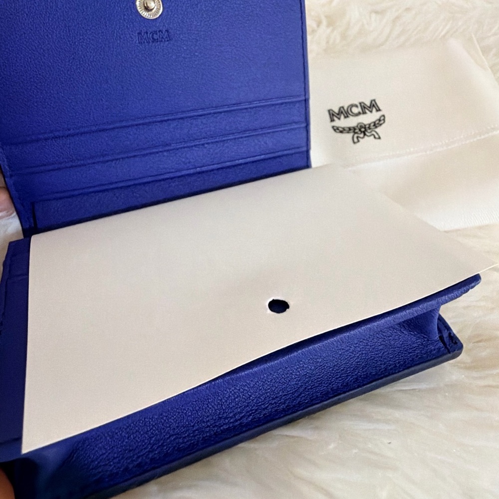 MCM Vibrant Blue Card Holder Bills Wallet - Picture 8 of 13